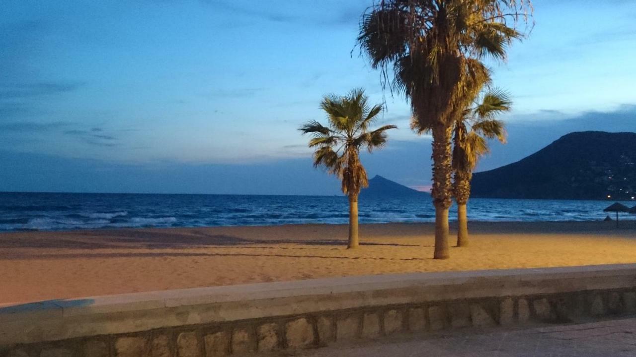 Apartamento Con Excelentes Vistas 卡尔佩 外观 照片